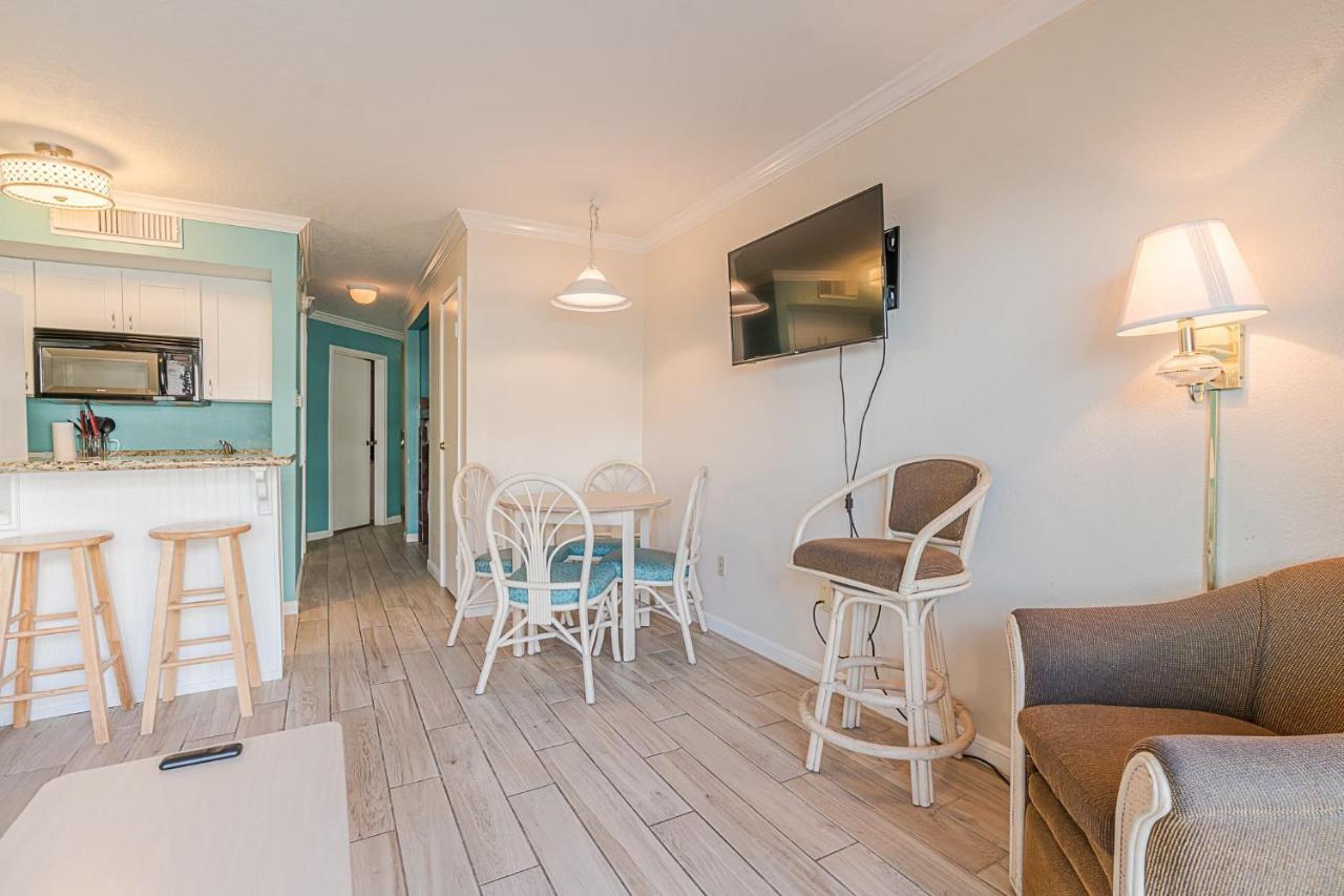 Beachside Bungalow With 2 Pools Hotel Galveston Kültér fotó