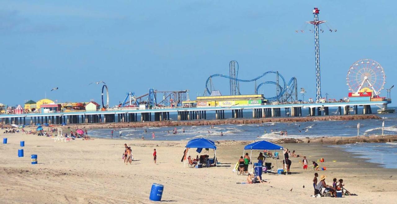 Beachside Bungalow With 2 Pools Hotel Galveston Kültér fotó